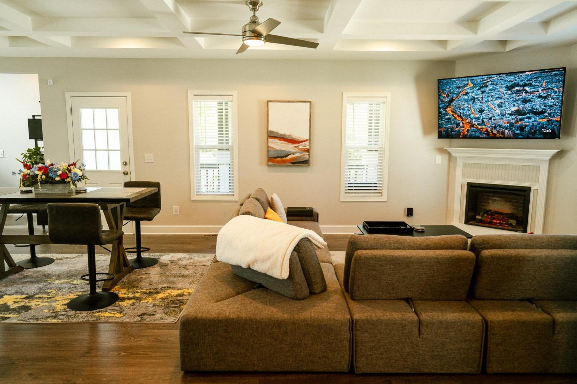 Enjoy This Mini-Mansion Near Downtown And The Airport! Atlanta Exterior foto